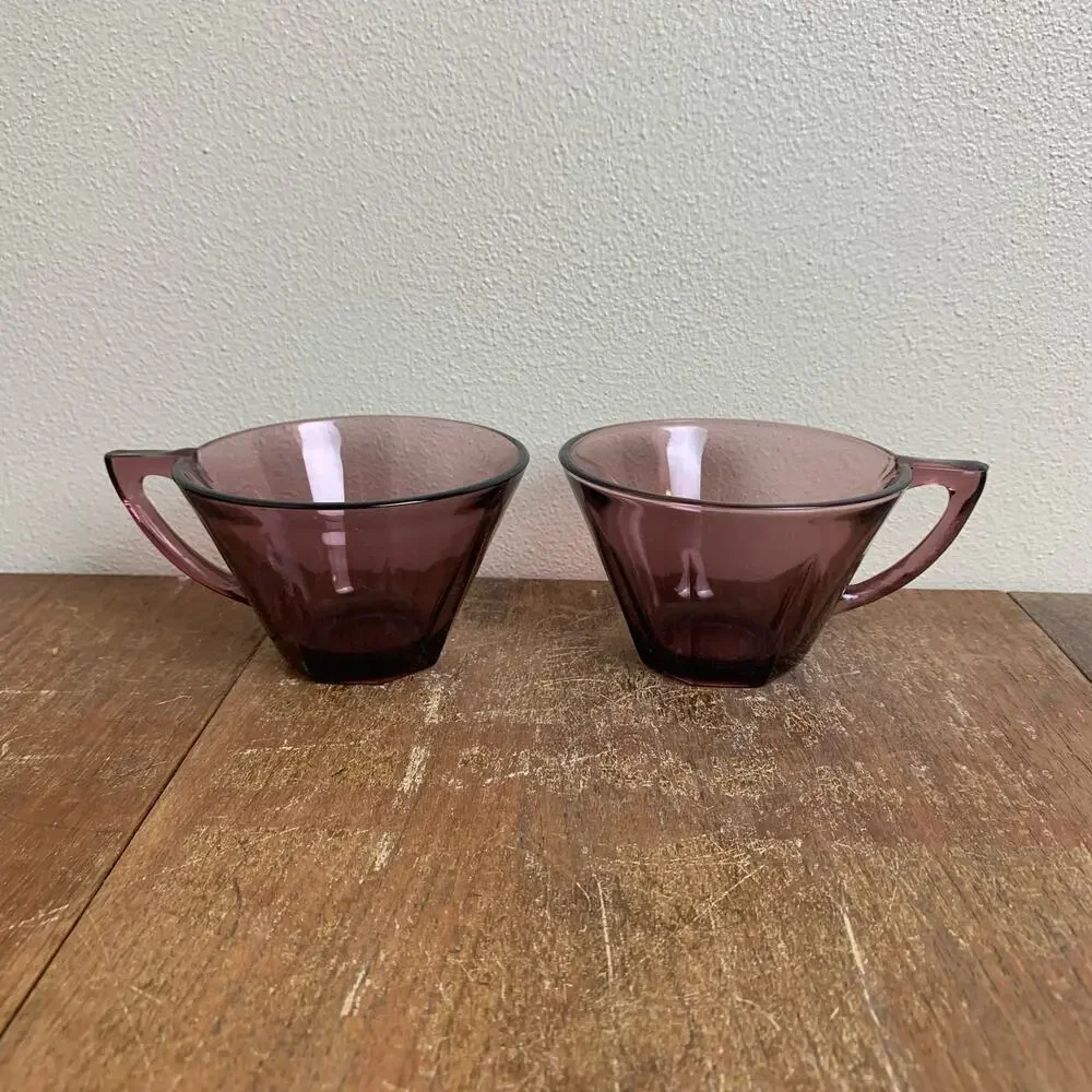 Set of 2 Vintage MCM‎ 1960s Hazel Atlas Moroccan Amethyst Purple Octagon Cups